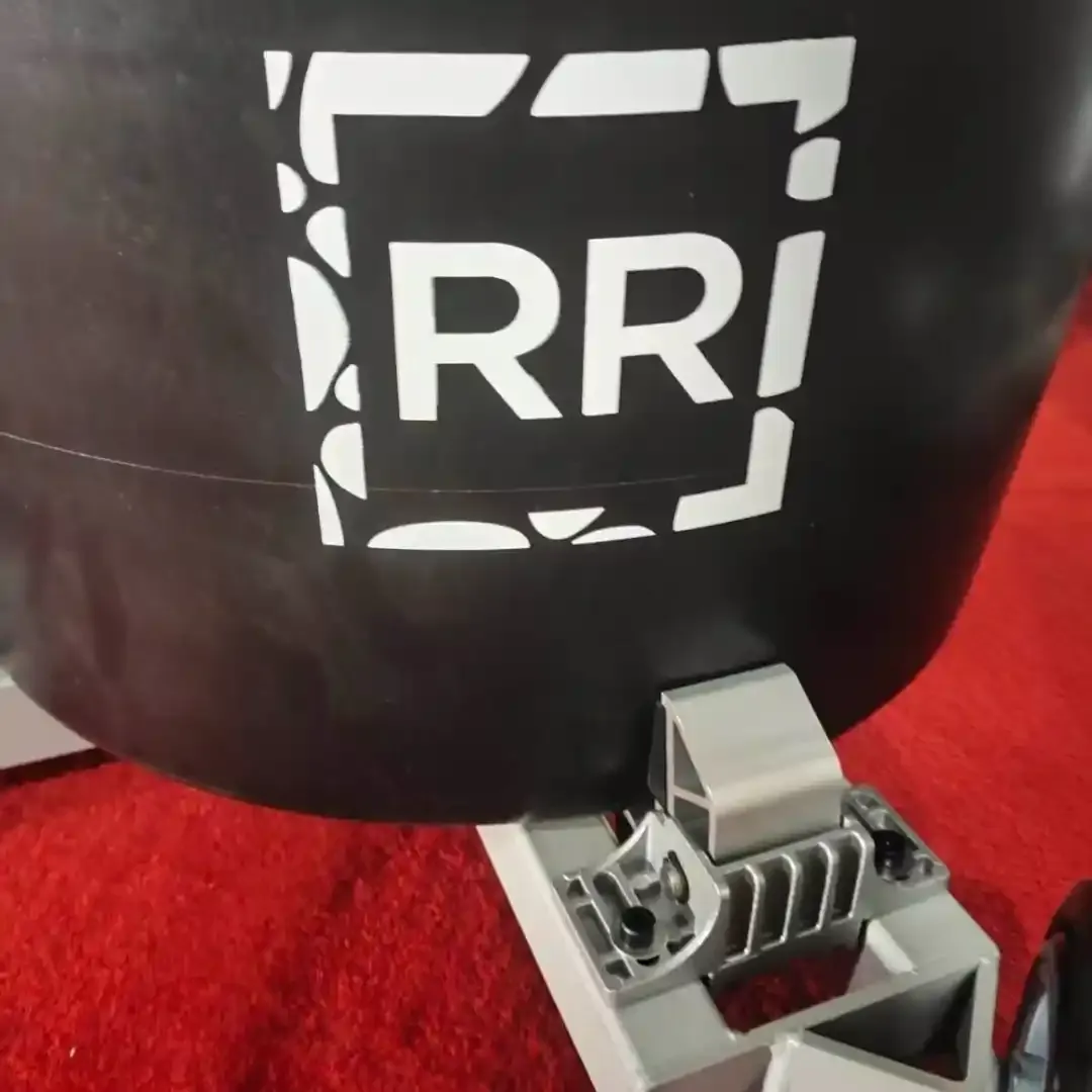 Resin Rubber bucket clamped into the RR80L mixer frame